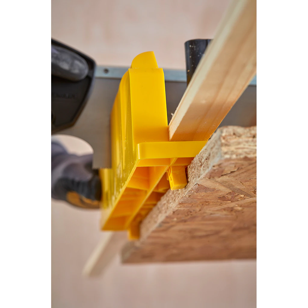 Stanley Boîte à Coupe avec Scie à Dos 300x143x80 mm
