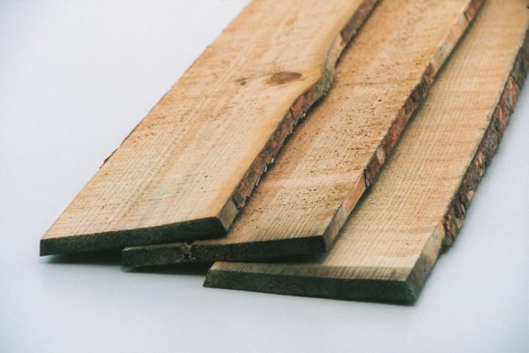Planche rustique 19 mm x 4.00 m