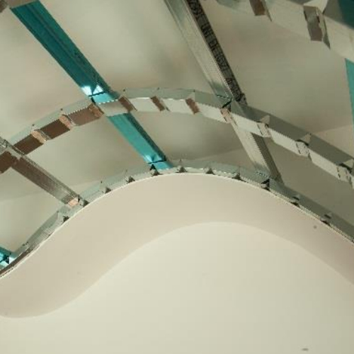 Metal Stud plafond convexe 3m00